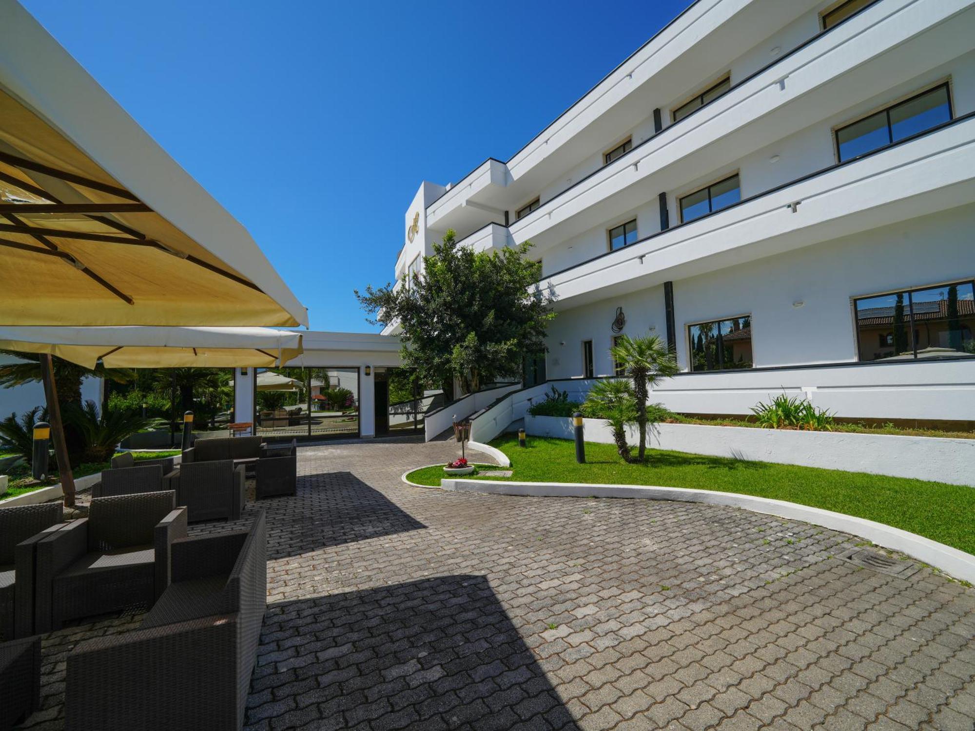 Hotel Club Clorinda Nuova Gestione 2024 Paestum Exterior photo